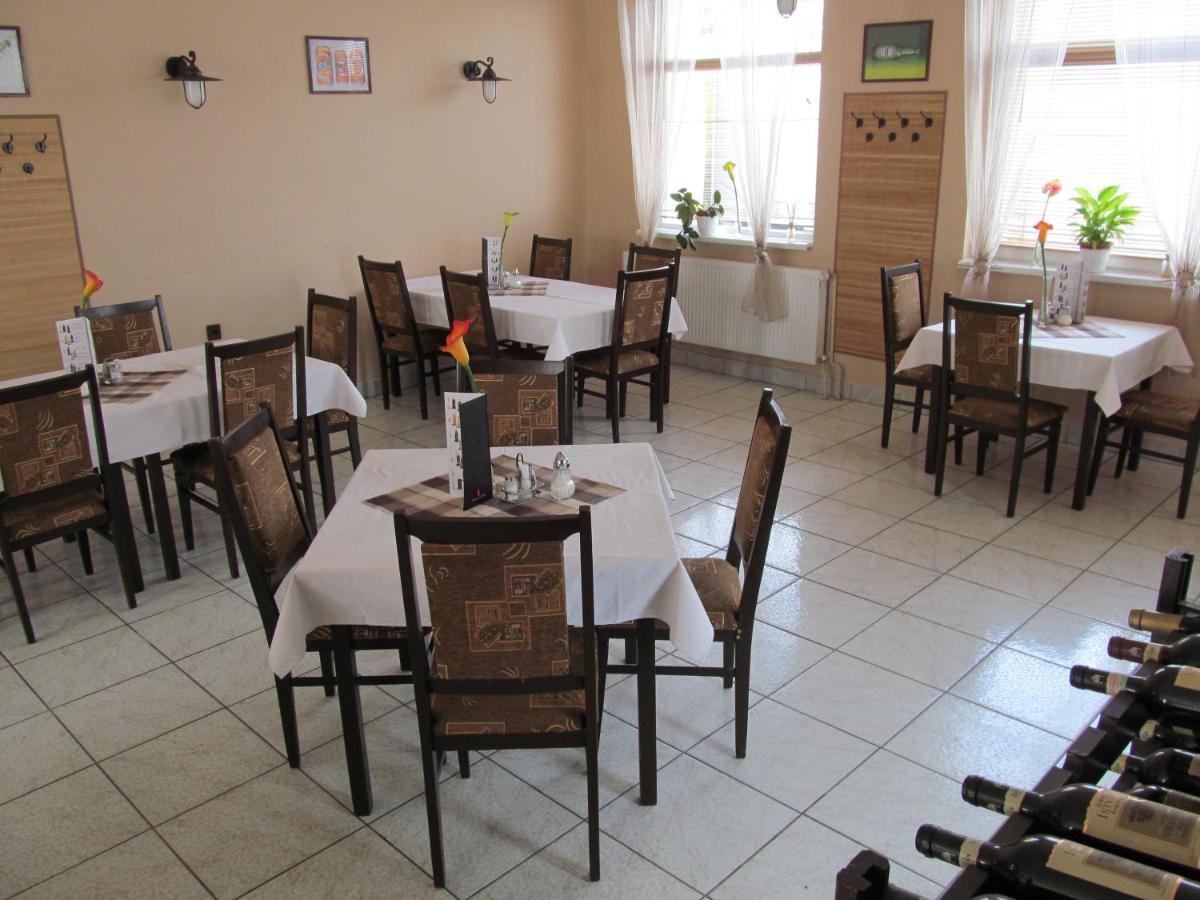 Korona Panzio Bed & Breakfast Level Bagian luar foto
