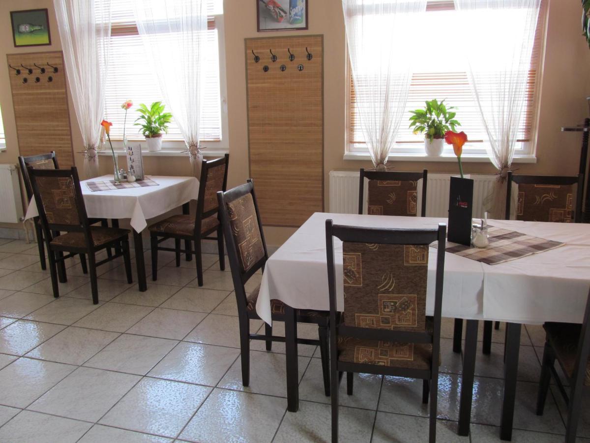 Korona Panzio Bed & Breakfast Level Bagian luar foto